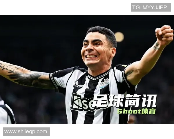 欧冠赛场的星光璀璨：足球巨星如何书写历史篇章